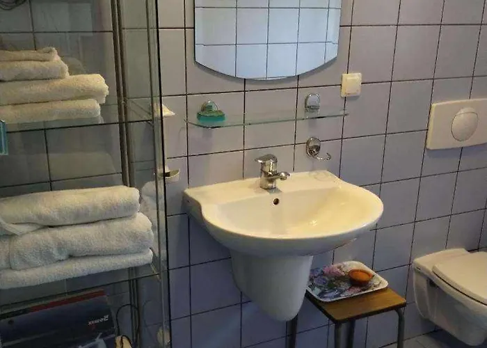 2 W Koronie Drzew Nad Zalewem